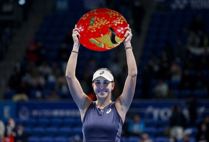 Belinda Bencic giành danh hiệu WTA thứ hai kể từ khi làm mẹ - Ảnh 1.