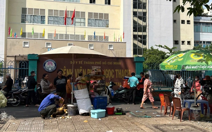 Cần phải có Luật vỉa hè - Ảnh 4.