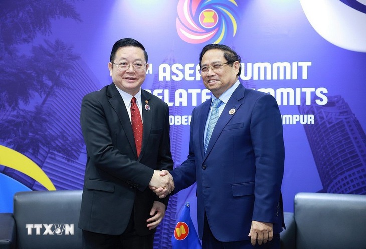 Thủ tướng Chính phủ tiếp xúc song phương bên lề Hội nghị Cấp cao ASEAN 47 - Ảnh 5. Thủ tướng Chính phủ tiếp xúc song phương trong khuôn khổ Hội nghị Cấp cao ASEAN 47 và các Hội nghị l - Ảnh 3.