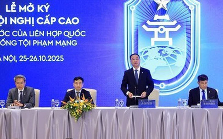 Rực rỡ lễ rước cờ kỷ niệm Ngày Liên hợp quốc tại Hà Nội - Ảnh 4.