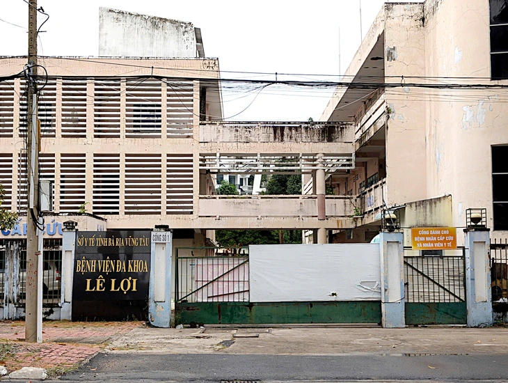 bệnh viện cũ - Ảnh 2.