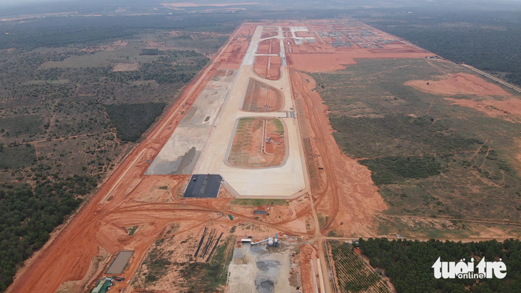 Sân bay phan thiết - Ảnh 1.