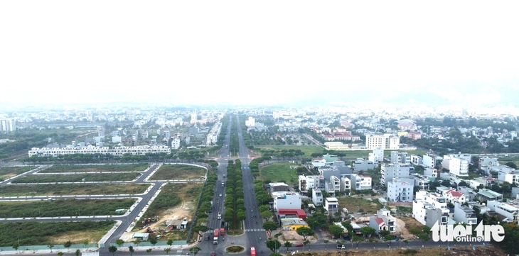 quảng trường - Ảnh 1.