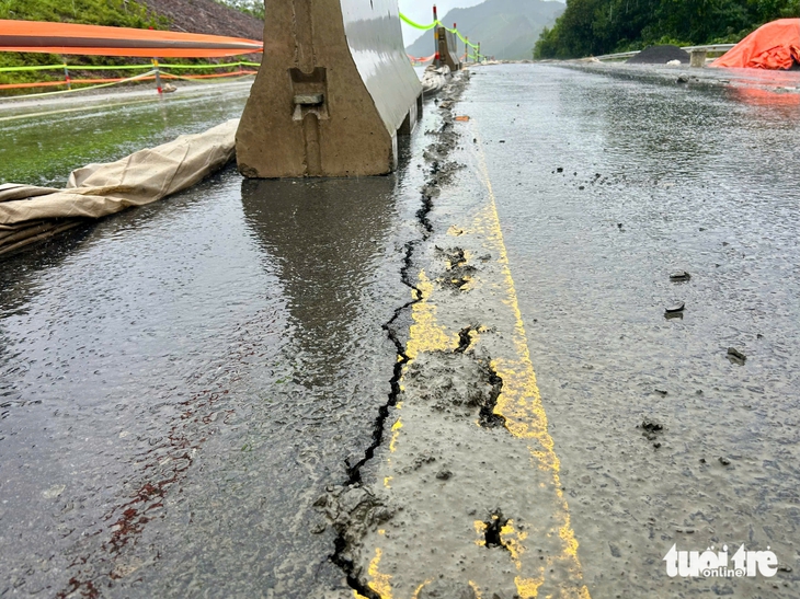 quốc lộ - Ảnh 2.