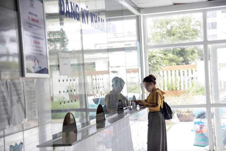 bệnh viện cũ - Ảnh 1.