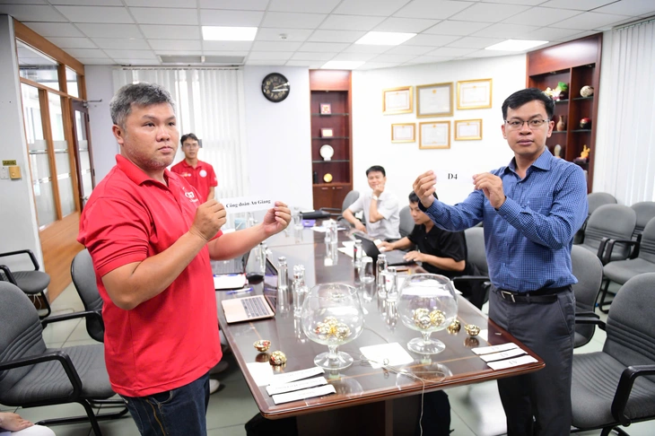 Xuất hiện 'bảng tử thần' ở VCK Giải bóng đá công nhân, viên chức Việt Nam - Ảnh 1.