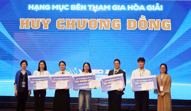 Duy Tân - Ảnh 3.