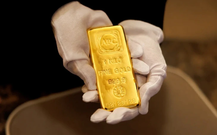 Giá vàng tạo đỉnh rồi điều chỉnh, chuyên gia đưa ra dự báo thời gian tới - Ảnh 2.