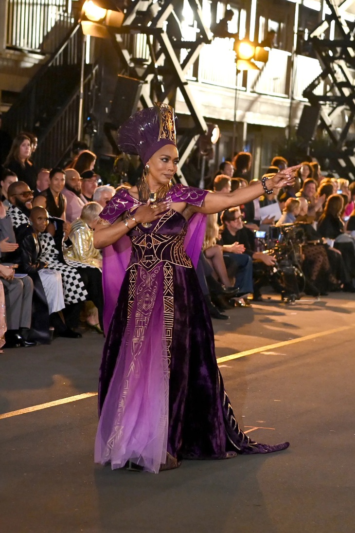 Wakanda thống trị sàn diễn thời trang tại Vogue World: Hollywood 2025 - Ảnh 2. Vogue - Ảnh 2.