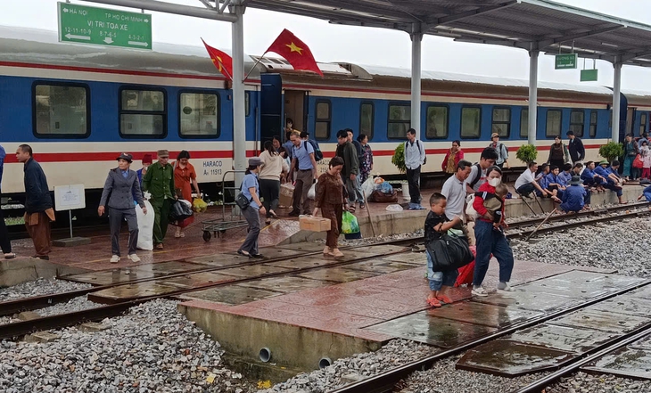 đường sắt - Ảnh 1.