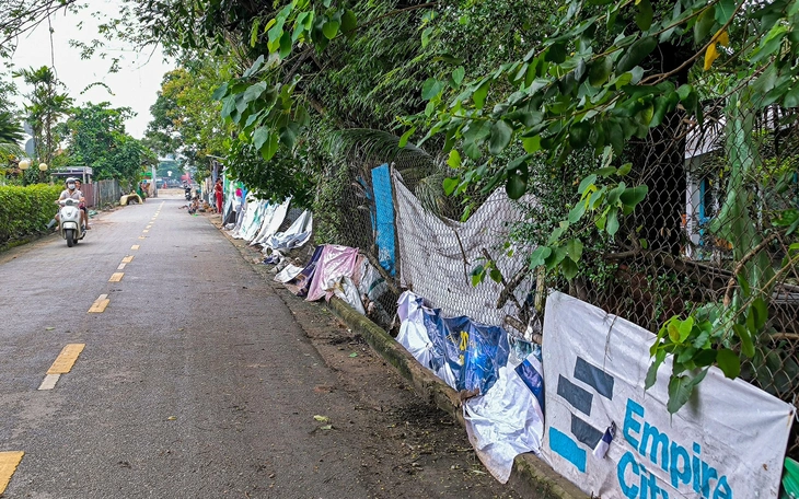 Triều cường 1,82m gây ngập nhiều nơi ở TP.HCM, Sở Xây dựng nêu nguyên nhân và giải pháp ứng phó - Ảnh 3.