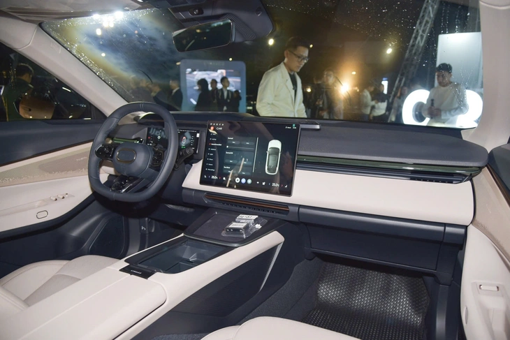 Lynk & Co 08 - Ảnh 4.