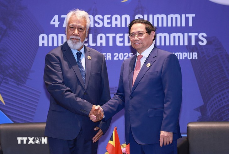 Thủ tướng đề nghị Singapore hỗ trợ phát triển một số ngành công nghiệp chiến lược - Ảnh 3. Singapore - Ảnh 2.