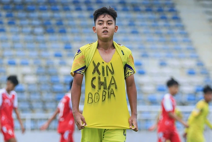 xin cha bỏ bia - Ảnh 1.