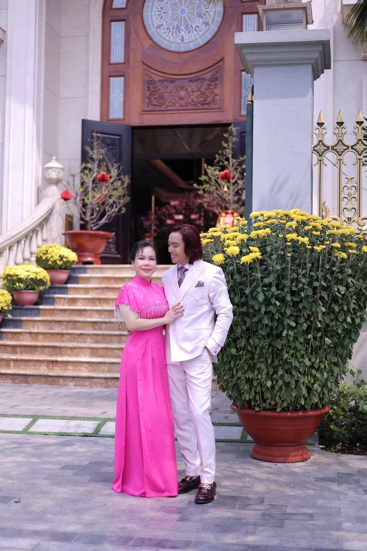 Việt Hương - Ảnh 4.