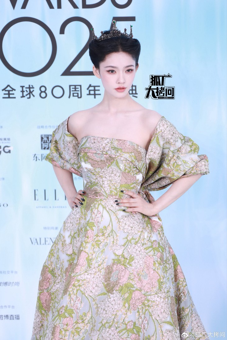 Chung Sở Hy - Ảnh 9.