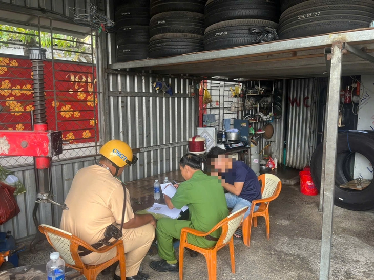 đinh tặc - Ảnh 2.