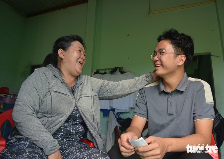 Tiếp sức đến trường - Ảnh 1.