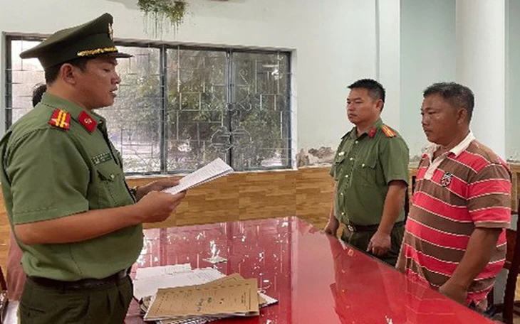 Bắt thêm 2 nghi phạm cầm đầu đưa người xuất cảnh trái phép đi Campuchia - Ảnh 3.