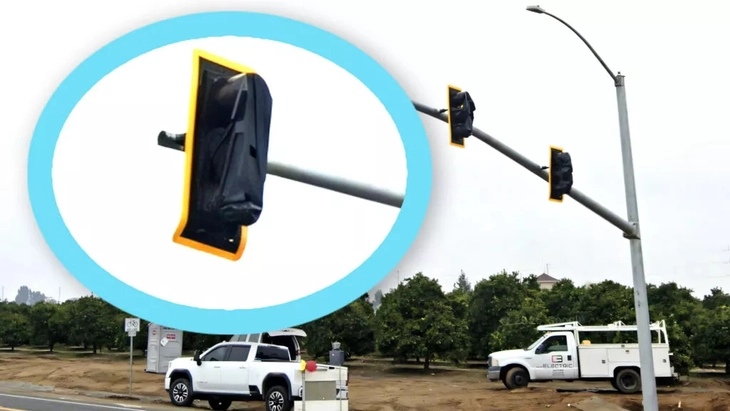 đèn giao thông - Ảnh 1.