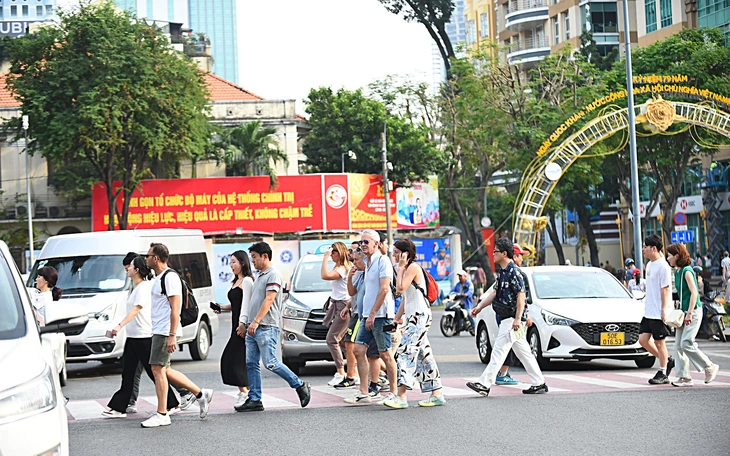 Sự chăm chỉ học thuật và kỹ năng "mềm: của sinh viên gốc Đông Á - Ảnh 2.