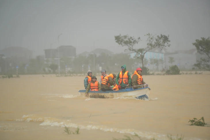 Lũ sông Thu Bồn vượt mức lịch sử năm Thìn 1964 - Ảnh 3.