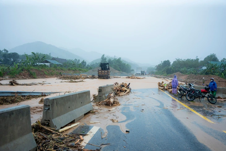 cao tốc La Sơn - Hòa Liên - Ảnh 2.