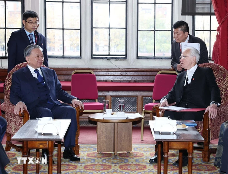 Lãnh đạo Quốc hội Anh ấn tượng vì sự phát triển, xem Việt Nam là 'con hổ châu Á' - Ảnh 2.