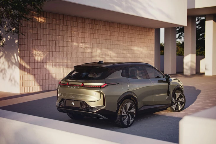 'Lynk & Co 08 có thể đi 200km không cần xăng, giá 1,5 tỉ đồng sẽ dễ bán' - Ảnh 3.