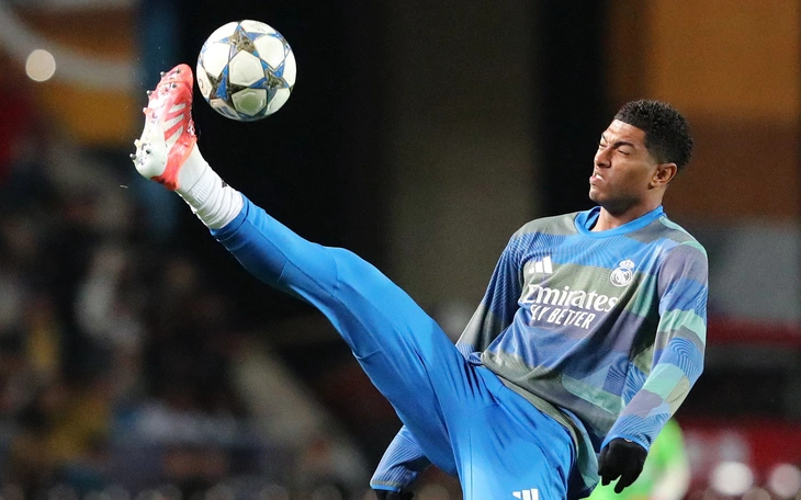 Phil Foden 'cầu cứu' luật sư vì tin đồn ác ý - Ảnh 2.