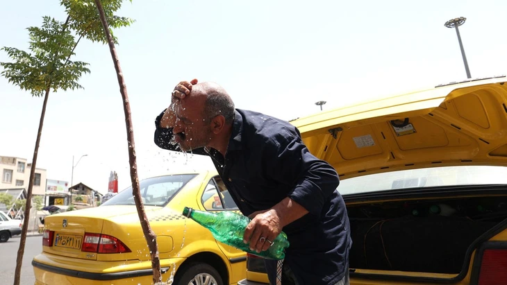 Iran xem xét dời thủ đô khỏi Tehran - Ảnh 1.