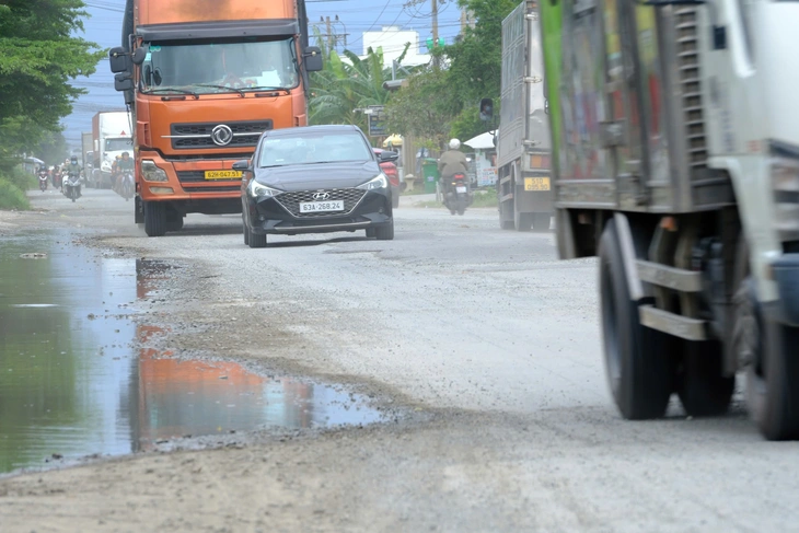Tây Ninh mở rộng đường ĐT.830 nối với đường Nguyễn Hữu Trí, thông tuyến chính TP.HCM - miền Tây - Ảnh 2.