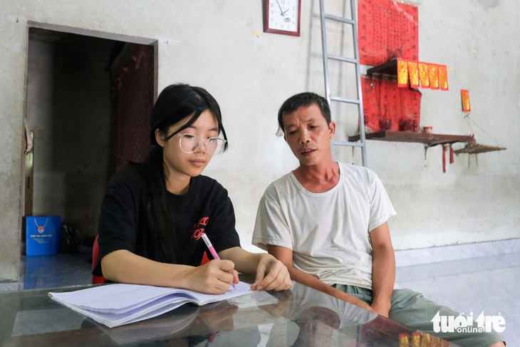 Lũ dữ không ngăn lòng đam mê khoa học, nữ sinh vùng cao trúng tuyển ngành… đường sắt tốc độ cao - Ảnh 3.