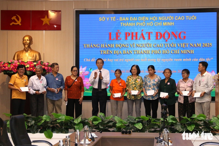 TP.HCM sẽ hỗ trợ người cao tuổi 'khởi nghiệp' hoặc làm việc bán thời gian - Ảnh 3.