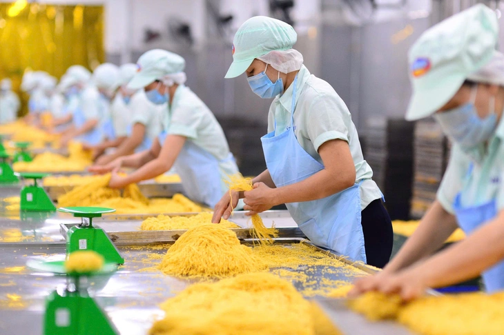 Đi khám bệnh nghỉ vài giờ, người lao động vẫn có quyền hưởng trợ cấp ốm đau nửa ngày? - Ảnh 1.