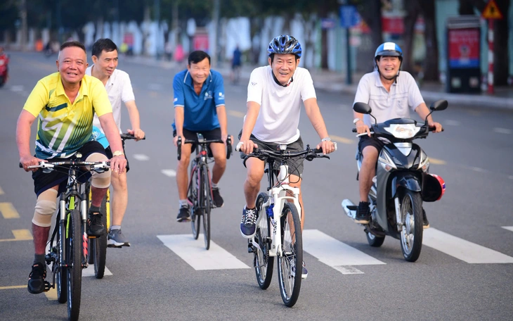 300 người sẽ được điện châm, bấm huyệt… miễn phí, liên hệ ngay với Bệnh viện Y học cổ truyền TP.HCM - Ảnh 2.
