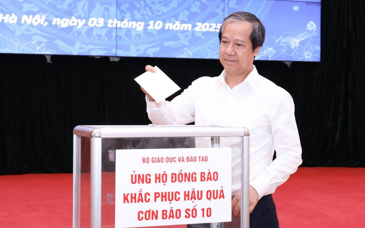 Tây Ninh hỗ trợ 15 tỉ đồng đến các tỉnh ảnh hưởng bão số 10 - Ảnh 3.