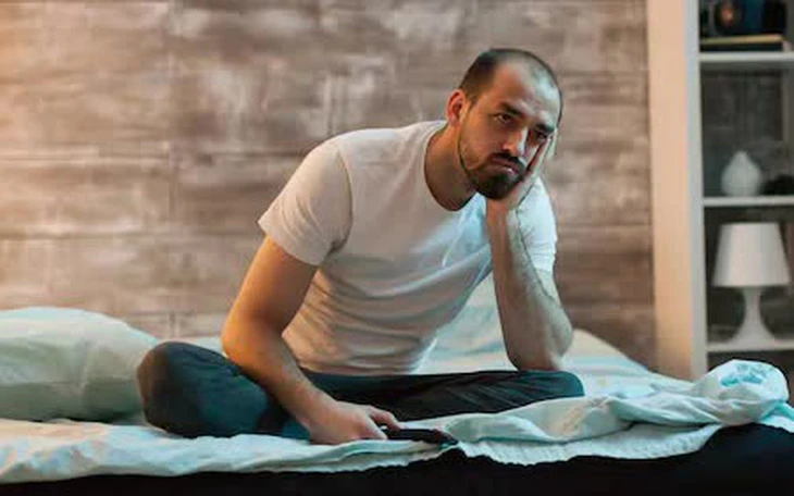 Cắt giảm thời gian ngủ để giải trí, thế hệ gen Z ngày càng thiếu ngủ trầm trọng - Ảnh 1.