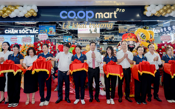 Khai trương Co.opmart Thống Nhất, phát triển đô thị khu Đông TP.HCM - Ảnh 3.