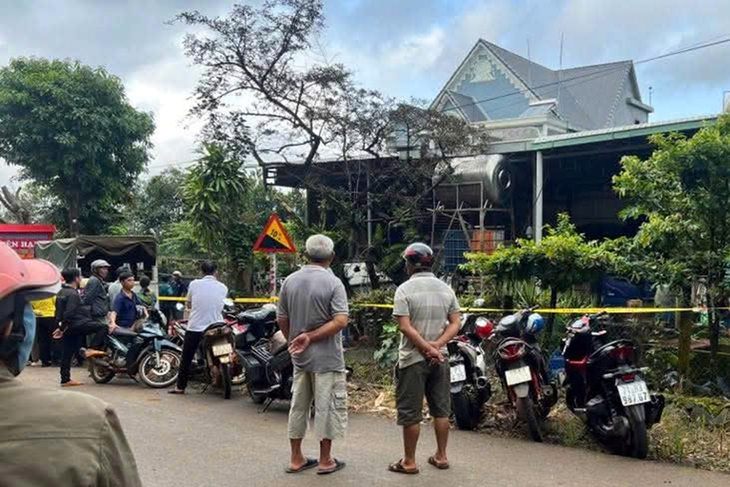&Aacute;n mạng nghi&ecirc;m trọng ở Đồng Nai: 2 vợ chồng v&agrave; ch&aacute;u trai chết trong nh&agrave; với nhiều vết thương - Ảnh 1.