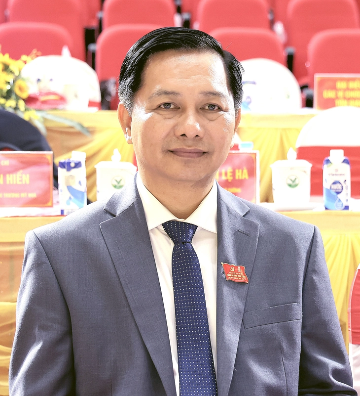Ông Trần Văn Lâu - Chủ tịch Cần Thơ làm Bí thư Tỉnh ủy Vĩnh Long - Ảnh 1.