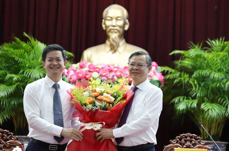 Ông Trương Cảnh Tuyên làm Chủ tịch UBND thành phố Cần Thơ - Ảnh 1.