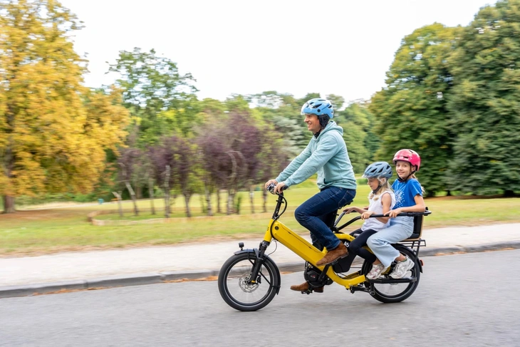 Xe đạp điện thay đổi kích thước theo ý muốn, đi tối đa 80km/sạc, giá như Vespa - Ảnh 3.