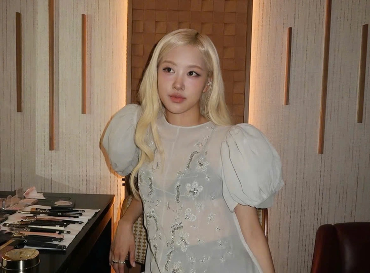 Tạp chí thời trang Anh xin lỗi Rosé BlackPink, phủ nhận phân biệt chủng tộc - Ảnh 1.