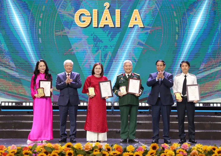 Thủ tướng - Ảnh 2.