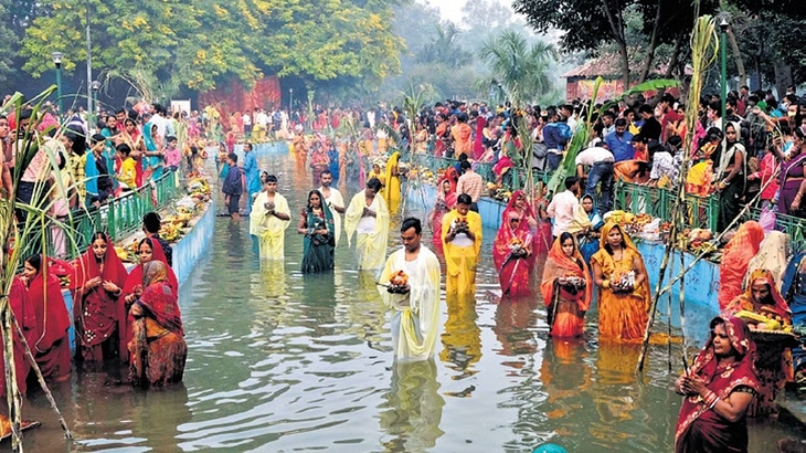 Ít nhất 133 người chết đuối trong lễ hội Hindu giáo tại Ấn Độ - Ảnh 1.