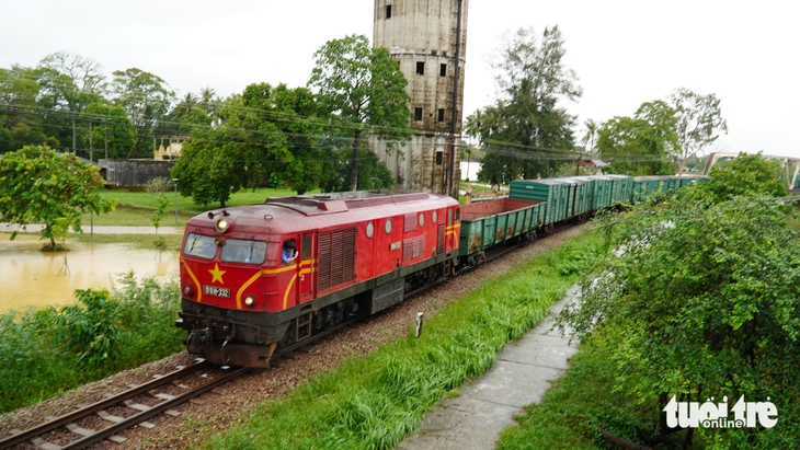 sông Hương - Ảnh 1.