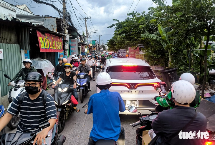 Bình lợi trung - Ảnh 3.