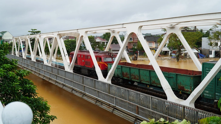 sông Hương - Ảnh 3.