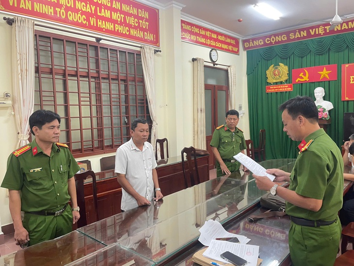 Bắt tạm giam giám đốc Công ty Cao Mạc lừa đảo chiếm đoạt tài sản nhiều người - Ảnh 1.